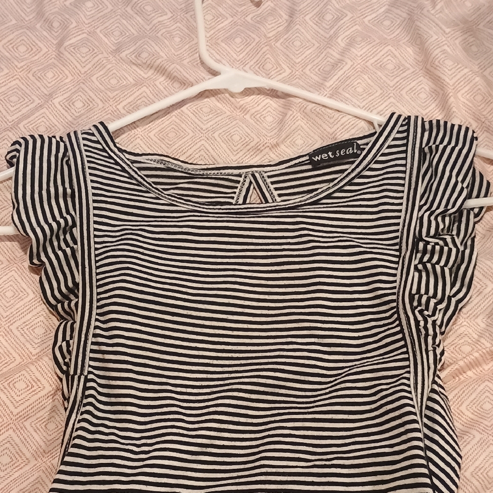 Wet Seal Black and White Striped Ruffle Sleeve Tee